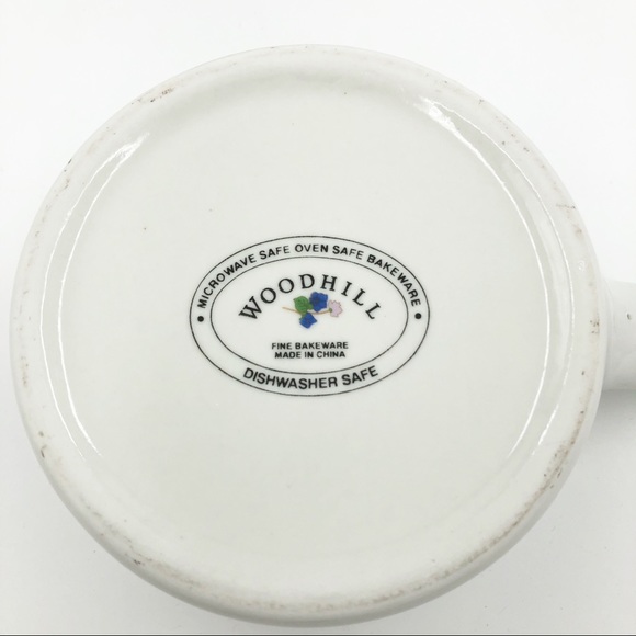 B WOODHILL Fine Bakeware or Bowl with Handle - Picture 4 of 4